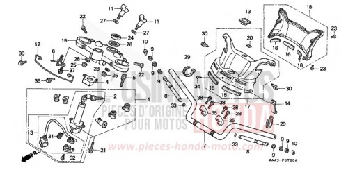 HANDLE PIPE/TOP BRIDGE ST1100AT de 1996